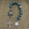 Rosario con coronilla turquesa